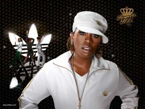 Missy Elliot – Pass That Dutch